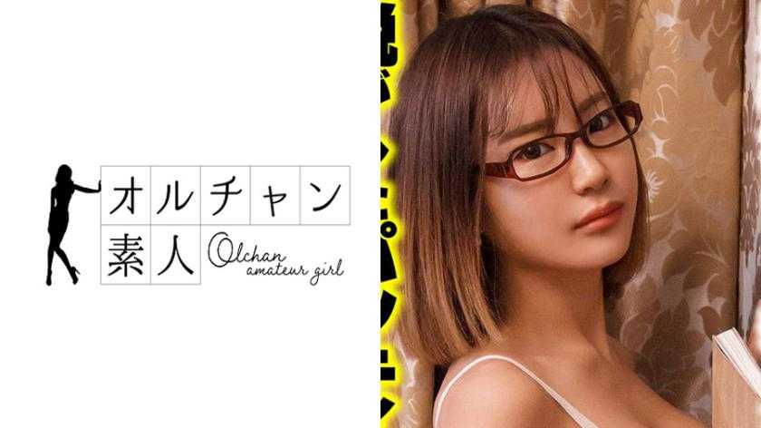PaliVideo - The mysterious girl reading in the rain found in Korea has a stunning appearance rivaling that of an idol and an incredibly slender waist! She is taken down wle indulging in shameful play, sniffing the scent of her removed panties!