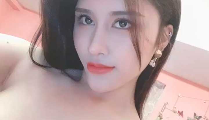 PaliTube - ชมดอกไม้สาว เบบี๋สตรอเบอรี่ ของขวัญวีแชท (1)