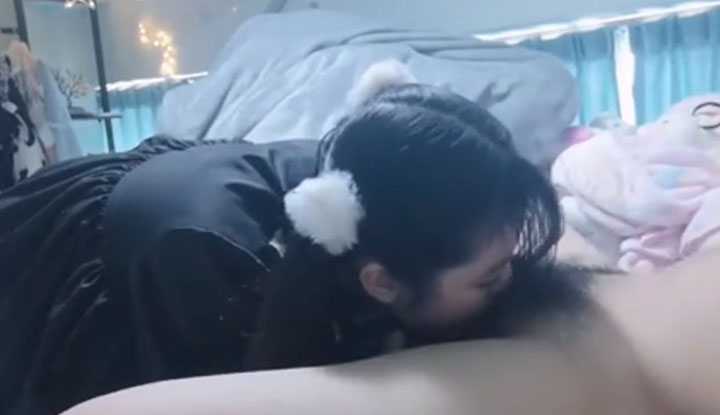 PaliTube - Bai ren zhan 53 สาวน้อยน่ารักครอบครัวไปเที่ยวนัดฉันไปเย็ดที่บ้านเธอ