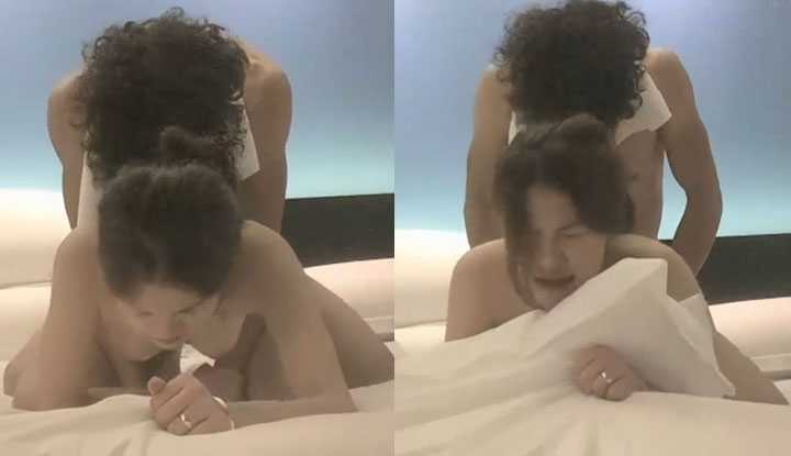 PaliTube - สาวน่ารักในกระโปรงมีสายเอี๊ยมมีเซ็กส์ หุ่นเพรียวของเธอถูกจู๋ใหญ่จู่โจม