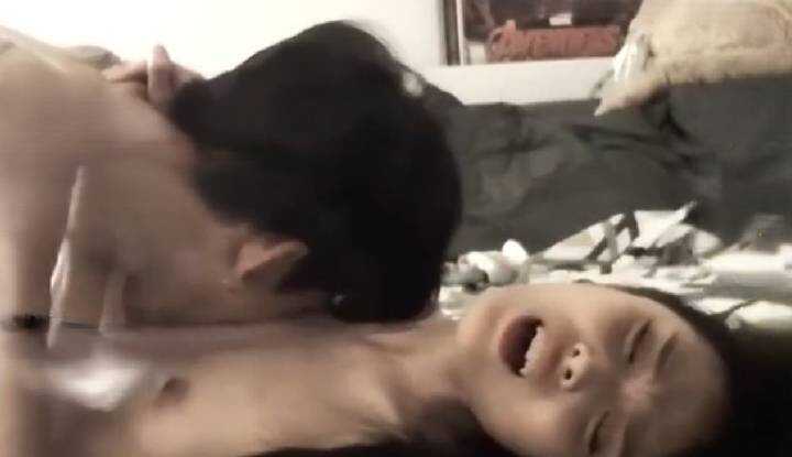 PaliTube - ยั่วแฟนตอนกลางดึก! โดนเย็ดจนหายใจไม่ออก แตกซ้ำแล้วซ้ำเล่า!