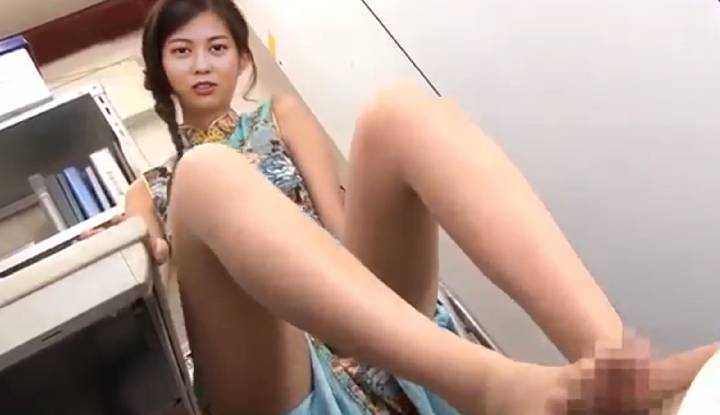 PaliTube - วงการบันเทิงเอเชีย ~ การจัดการอุทาน dysphoric ของเจ้านายหญิงในชุดกี่เพ้า