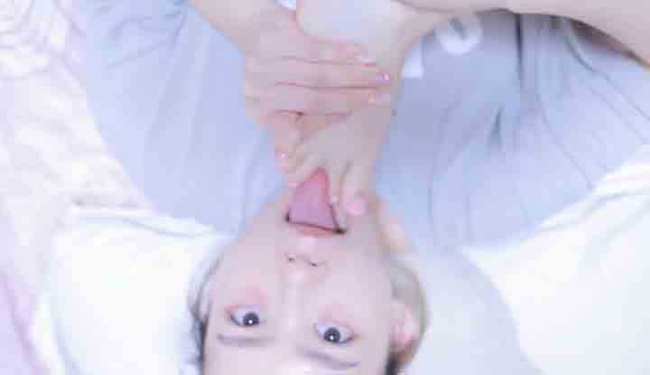PaliTube - ดึกดื่นตื่นมา เลียเท้า