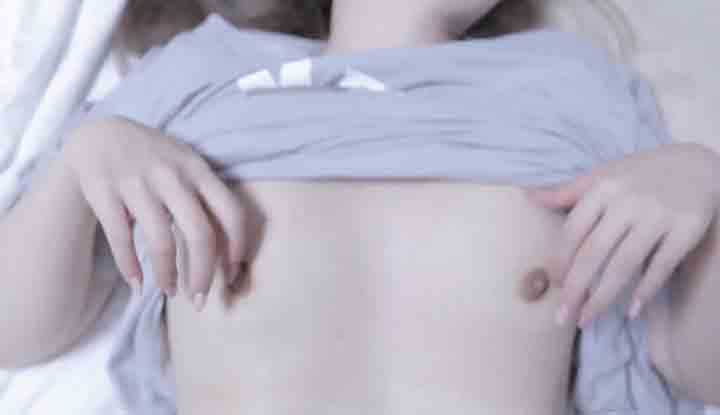 PaliTube - ถ่าย เท้าเสร็จ ก็อยากจับนมขึ้นมาอีก