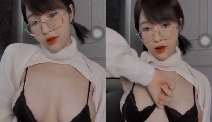 PaliTube - สาวแว่นขี้เงี่ยนกับดิลโด้ของเธอ