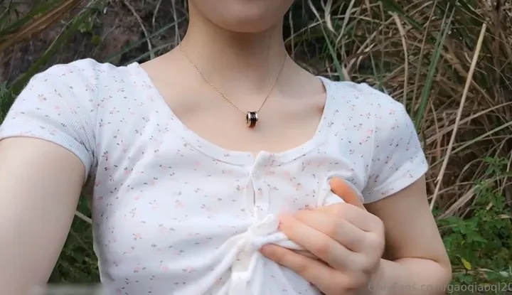 PaliTube - แอบแย่หีน้อยนิดหน่อยขณะเดินป่าและเดิน