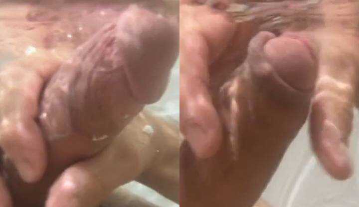 PaliTube - คลิปหลุด OnlyFans ของ Maxime Andolini ฉากเล็กๆ ในอ่างอาบน้ำของโรงแรม