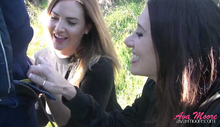 PaliTube - เอวา มัวร์ - ออกไปด้วยกัน โดยบังเอิญทำให้แฟนหนุ่มหมดแรง~ Onlyfans video leaked