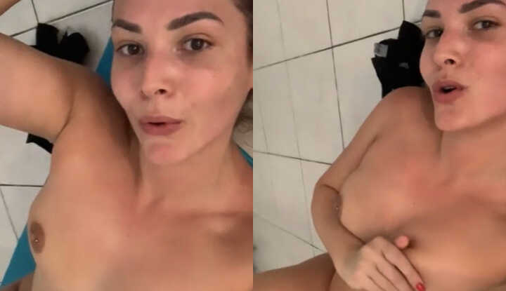 PaliTube - Ava Moore - อยากถอดเสื้อผ้าแล้วโชว์ขอบนมด้วยกันมั้ย?