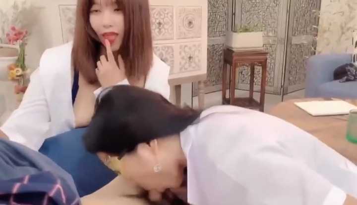 PaliTube - แพทย์หญิงร่วมปรึกษาผู้ป่วยชาย เสื่อมสมรรถภาพทางเพศ ให้ผู้ป่วยชายเย็ด 3p