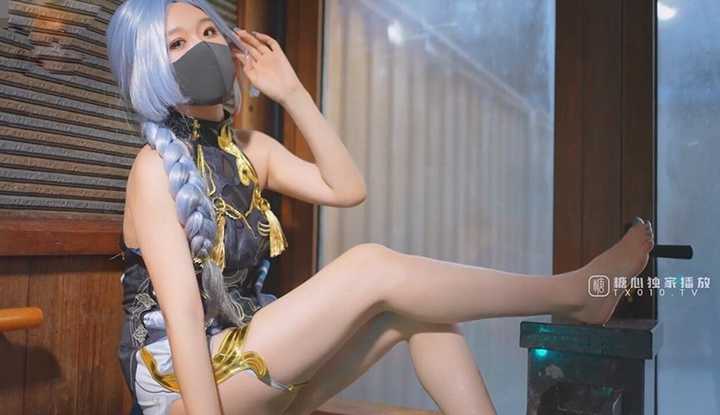 PaliTube - สาวCos หุ่นแซ่บ โดนน้ำแตกกระจาย
