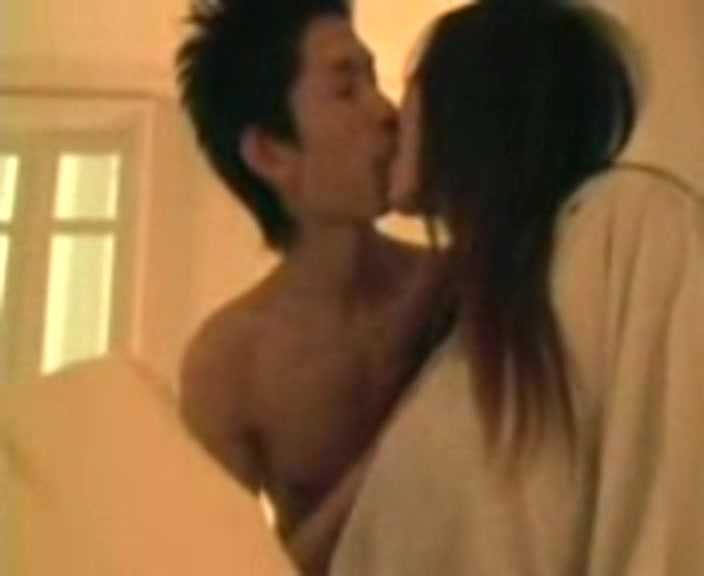 PaliTube - คู่รักฮ่องกงเปิดห้องเย็ดกันอย่างเด็ด