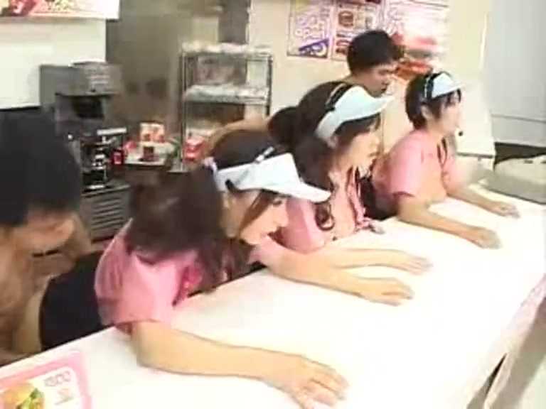 PaliTube - กดหยุดเวลาเย็ด พนักงานสาวร้านแมคโดนัล