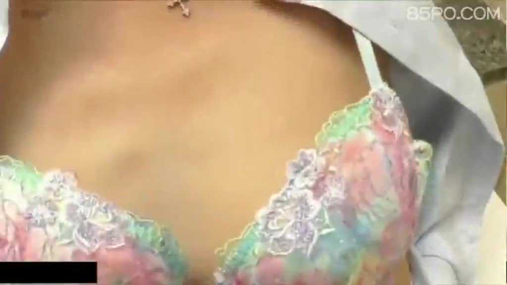 PaliTube - สาวมหาลัยนัดหนุ่มไปเย็ดในห้องน้ำสาธารณะ แต่กลัวโดนจับได้ เลยต้องใส่เเมสก์ไว้ตลอด