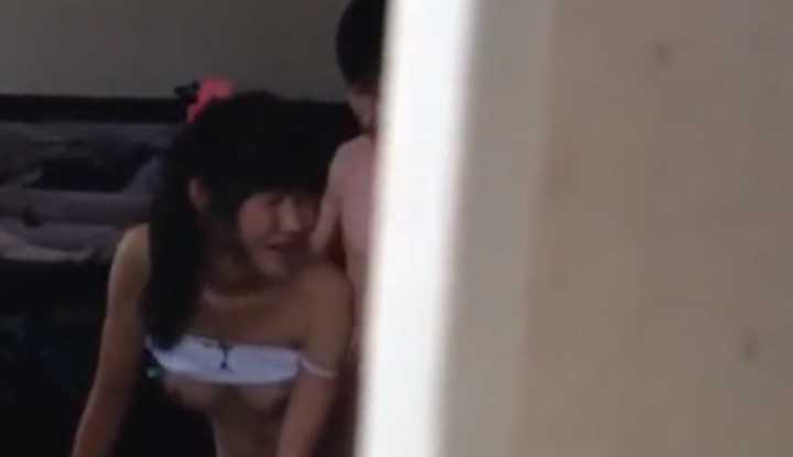 PaliTube - มีเสียงคลังเสียของสาวมัธยมดังออกมา จากร้านเน็ต