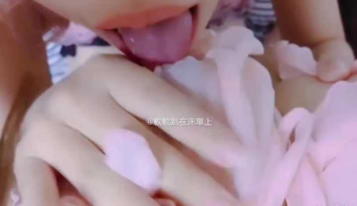 PaliTube - สองสาวสวยหีแฉะ ผลัดกันดูดเลีย (4)