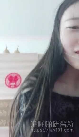PaliTube - สาววัยใสหีเด้งมาโชว์ให้พี่ๆดู