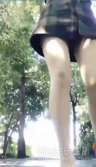 PaliTube - อยู่เอ้าดอร์ก็อยากจะโชว์ของดี