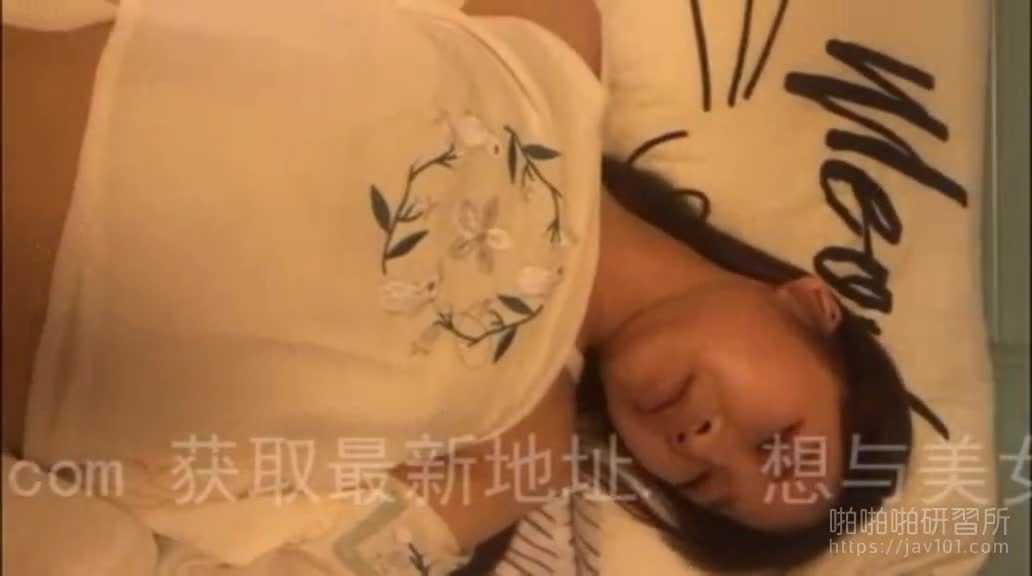 PaliTube - ยืนเย็ดสาวโลลิฮ่องกงหน้ากระจกแบบนี้ ฟินควยจังเลยครับ