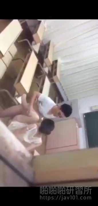 PaliTube - เด็ดมาก นักเรียนอายุ 16 จับหัวหน้าห้องเย็ดในห้องเรียน 2