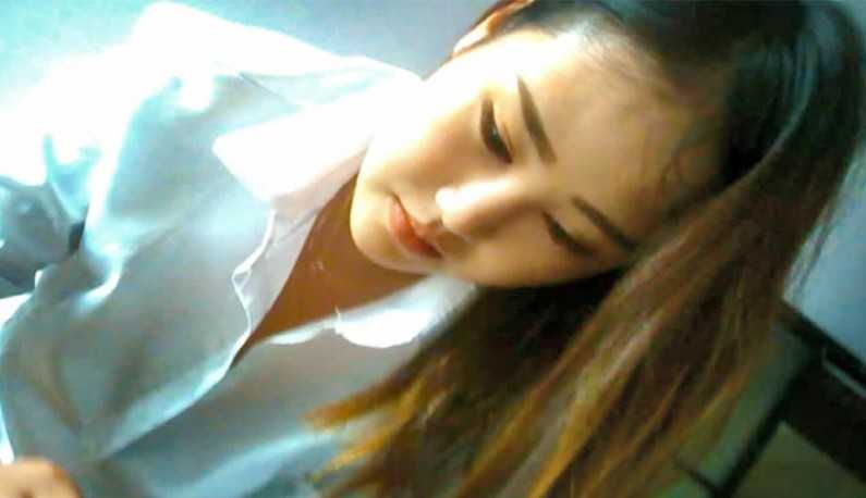PaliTube - เป็นสาวออฟฟิศมันเงินน้อย ก็เลยต้องรับงานกะหรี่เสริม