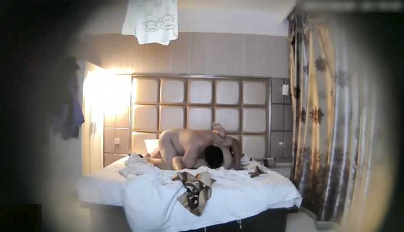 PaliTube - หนุ่มพุงใหญ่ แอบชวนน้องสะใภ้ตัวเองมาเย็ดหลังกินข้าวเย็น