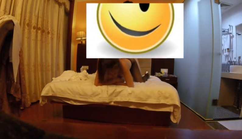 PaliTube - ชวนสาวถุงน่องดำมาเย็ดที่โรงเเรม ร้องดังมาก เหมือนไม่โดนเย็ดมานาน