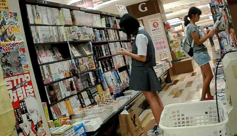 PaliTube - แอบถ่ายใต้กระโปรงสาวๆ  52