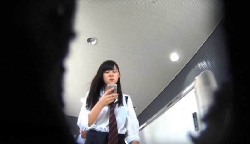 PaliTube - หนุ่มซ่อนกล้อง เพื่อแอบถ่ายใต้กระโปรงสาวๆ94
