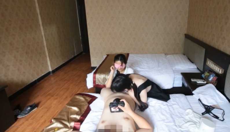 PaliTube - หนุ่มหล่อชวนสองสาวมาเย็ดพร้อมกัน หีอย่างเด้ง พร้อมรับน้ำควยทั้งคู่