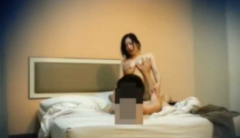 PaliTube - หนุ่มให่หนานเรียกกะหรี่ มาเยส หุ่นดีเซ็กซี่มากแถมขย่มเก่งด้วย