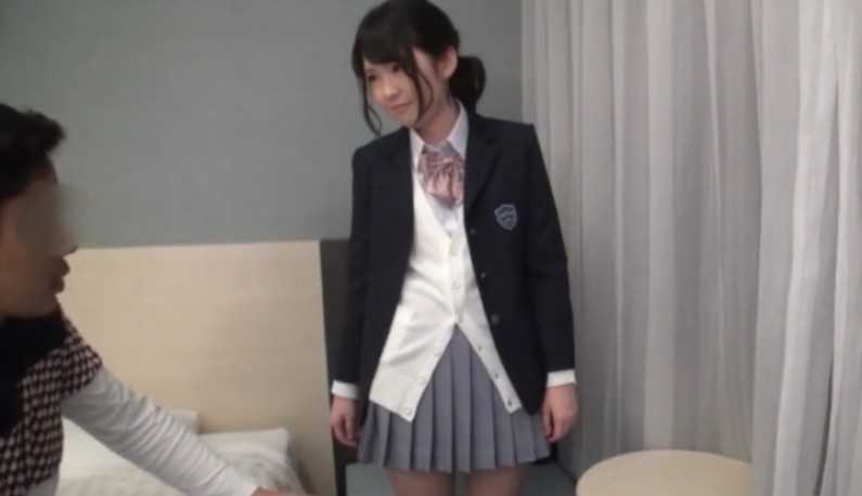 PaliTube - [ญี่ปุ่น]  สาวมัธยมน่ารัก อยากได้เกมส์Switch แต่เงินไม่พอ เลยยอมขายกี