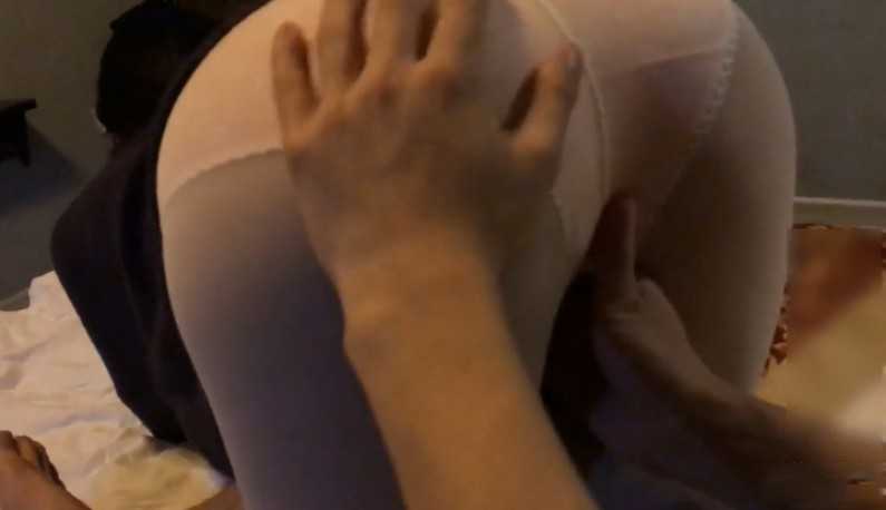 PaliTube - สาวฝาแแฝดก้มตูดให้