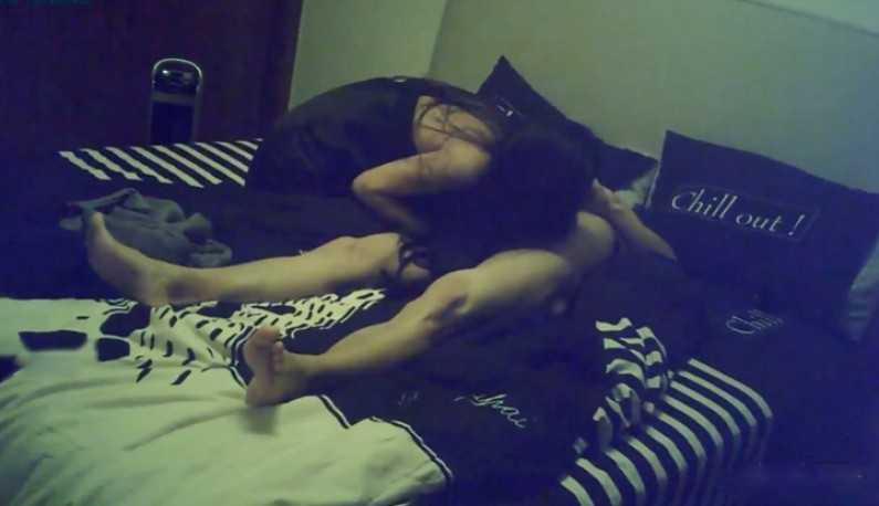 PaliTube - อยู่คนเดียวพอดี หาสาวมาบ้านเอาใหเดต็ม