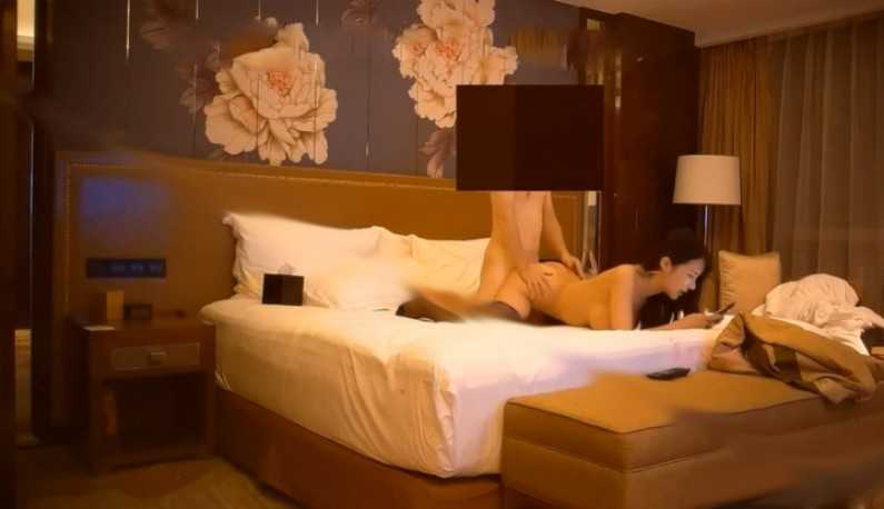 PaliTube - ชายล้ำซื้อสาว เย็ดได้หลายท่า