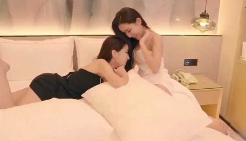 PaliTube - พี่น้องสาวสวยแสดงความรักต่อกัน