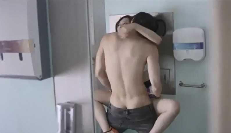PaliTube - [เกาหลี] หนังอาาร์ เข้าห้องน้ำด้วยกัน ต้องทำอะไรสักอย่างแน่