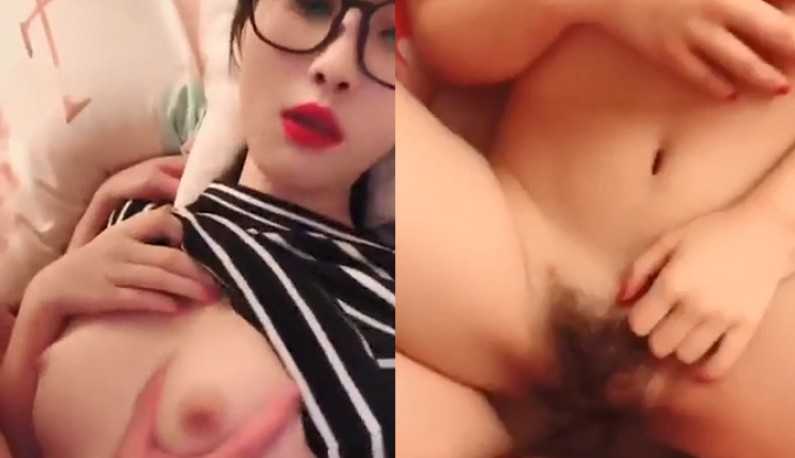 PaliTube - สาวสวยใส่แว่นก็ยังดูใช่ได้