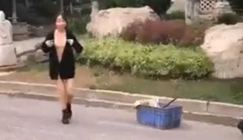PaliTube - สาวไม่ใส่ชุดไปทิ้งขยะ