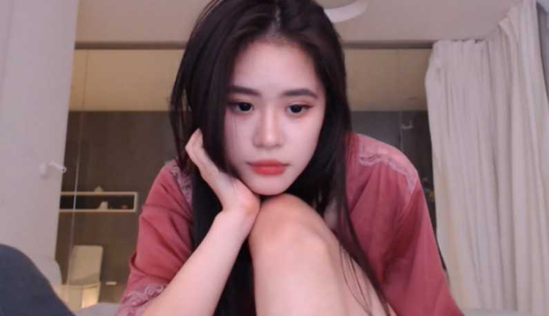 PaliTube - เห็นหน้าน้องสาวแล้วน้ำว่าวมันอยากพุ่ง part 3