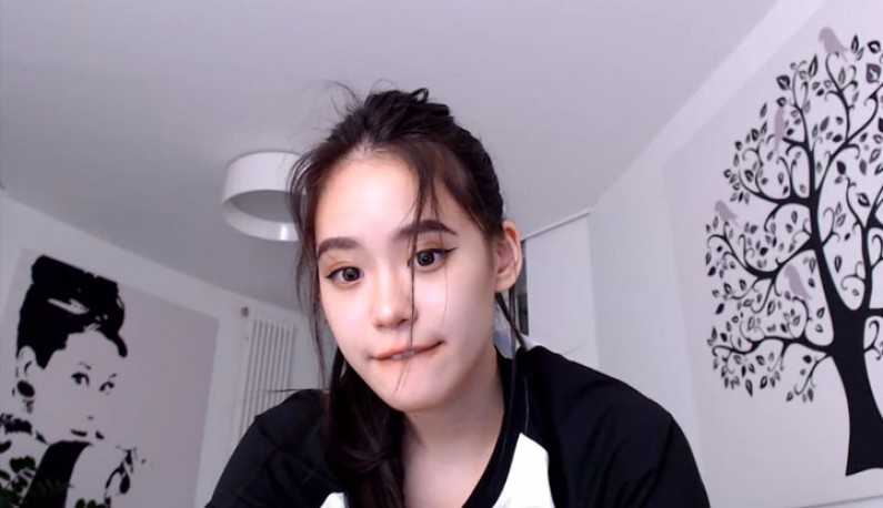 PaliTube - (ยุโรป)ทอล์ก-กะ-Li Chang 4