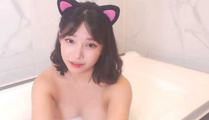 PaliTube - [เกาหลี]  มาแช่อ่างน้ำนมกับสาวไลฟ์สด แฮปปี้ก็ถอด ~