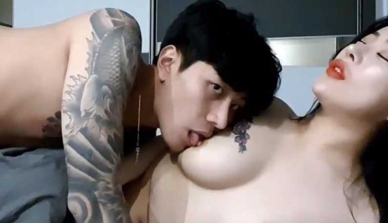 PaliTube - (เกาหลี)โอปป้าหล่อพาน้องสาวน้ำเดินไม่รู้ตัว