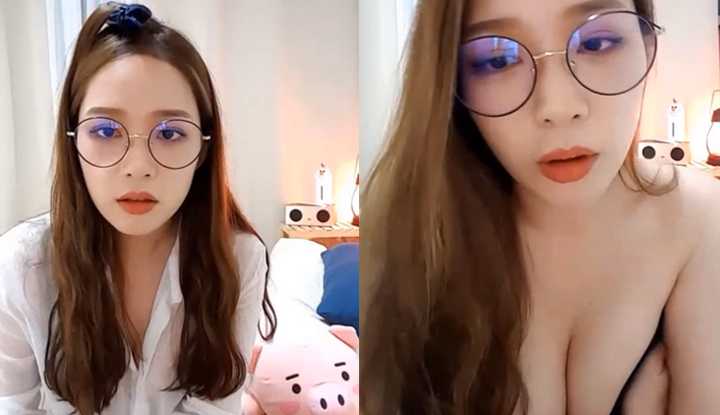 PaliTube - (เกาหลี)สาวแว่นผมยาว ส่ายนมส่ายตูด อย่างเอ๊กซ์