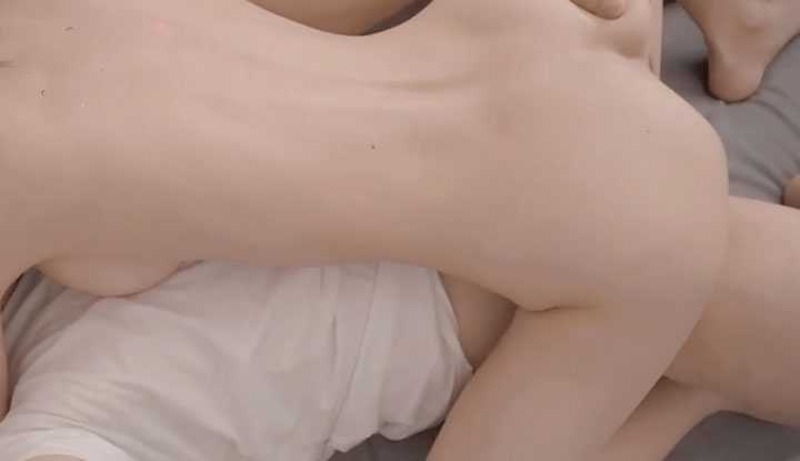 PaliTube - คลิปหลุด สาวสวยเซ็กซี่ Littlesulaa นอนกับแฟนอย่างมีความสุข ปล่อยให้ดิ๊กใหญ่เข้าออกโดยไม่ใส่ถุงยาง
