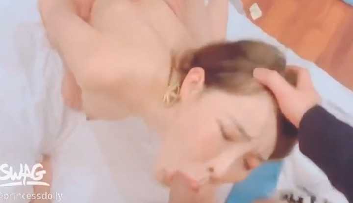 PaliTube - [ไต้หวัน] SWAG princessdolly~ ความผิดพลาดของบริการห้องนำไปสู่ 3P กับผู้ชายสองคนและผู้หญิงหนึ่งคน ทุกชนิดของเซ็กส์รุนแรง! เธอถูกตีกลับไปจนถึงจุดที่บ้าคลั่งขออภัย...