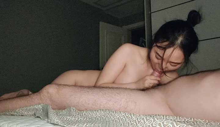 PaliTube - แฟนคนสวยเป็นฝ่ายรุก โม้กเสร็จเธอก็ขึ้นขย่มเอง