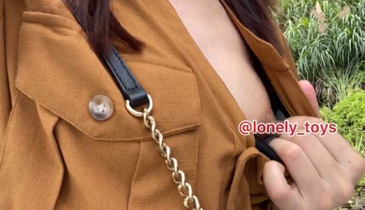 PaliTube - [ไต้หวัน] OnlyFans lonely_toys～แอบโชว์นมในป่า
