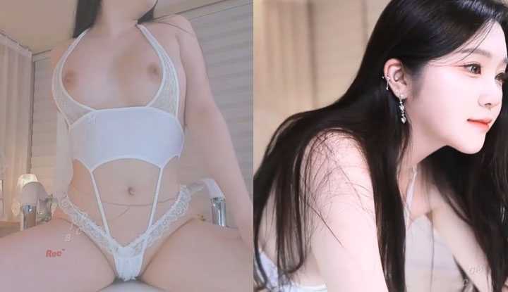 PaliTube - [เกาหลี ] น้องขาวออร่า ไลฟ์สด โชว์นมเด้งๆ