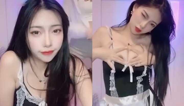 PaliTube - รำระบำสวยงามและสง่างามของสาวสวย - ไม่ตั้งใจเปิดเผยหน้าอกให้คุณเป็นความประหลาดใจ